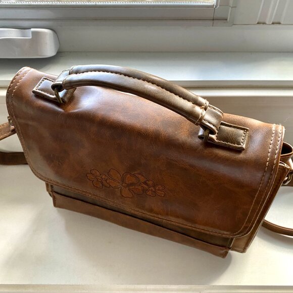 Faux Leather Shoulder Handbag | Top Handle Travel Purse | Versatile Boho Bag - Picture 6 of 10